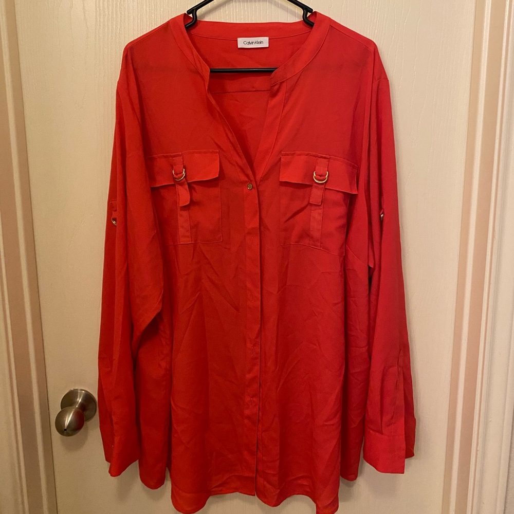 Calvin Klein Coral top